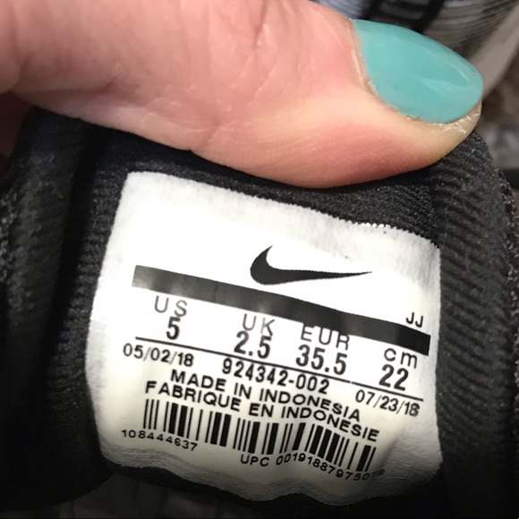 Nike Flex Trainer 8 cross trainer sneakers size 5 - Picture 5 of 5